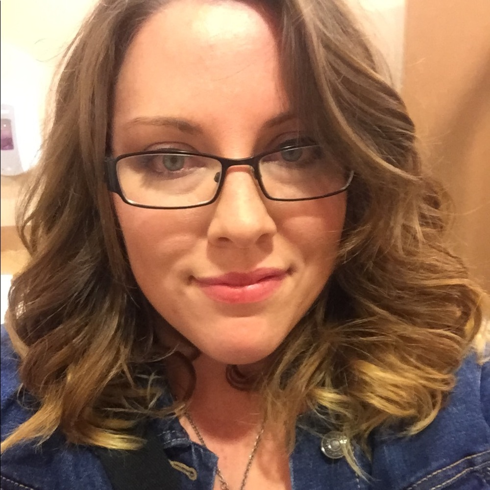 Meet your Posher, Jenny